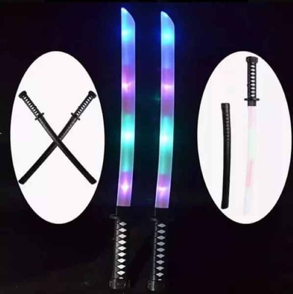 KATANA CON LUZ Y SONIDO HA1111